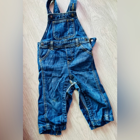 Old Navy Toddler Jean Overalls Size 18-24M 👖 - Picture 1 of 3